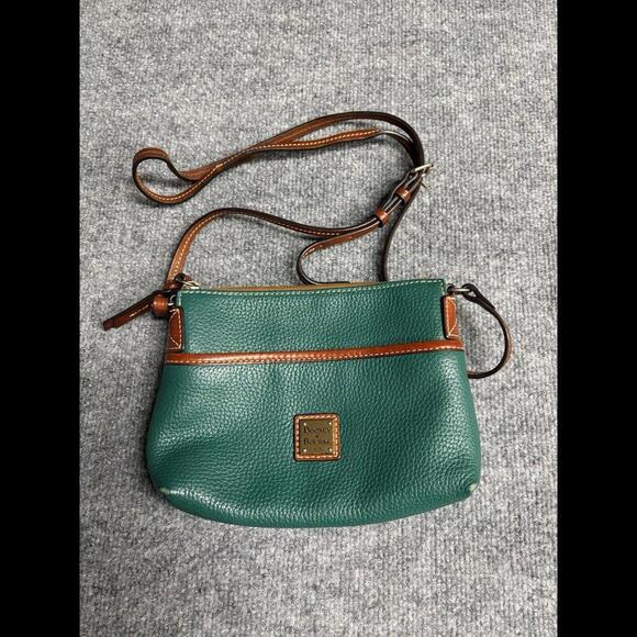 Dooney & Bourke Pebble Grain East West Pocket Crossbody Caramel - Picture 1 of 8